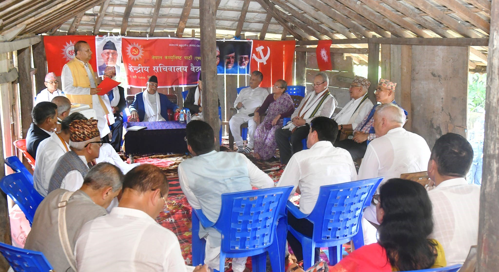 एमाले सचिवालय बैठकको निष्कर्ष( राष्ट्रिय राजनीतिमा अवसरवाद र अराजकता चुनौती बनेर आयो