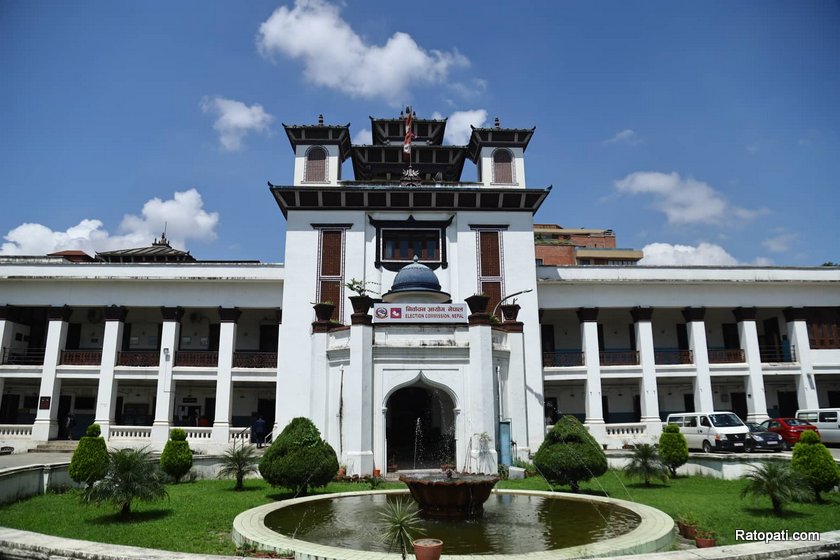 अस्थायी मतदाता नामावली संकलनको तालिका प्रकाशन, समानुपातिकतर्फमात्र मतदान गर्न पाइने