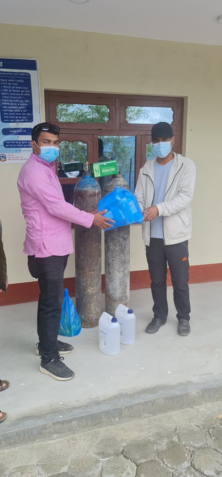 नागरिकको जीवन रक्षाको लागि सहयोग गर्ने समाजसेवी युवा उद्धव खाती